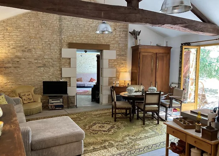 In Saint-jean With Terrace 펜션 Frontenay-sur-Dive